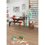 EGGER PRO LARGE 8/32 4V AQ Brown Baronia Oak Laminált padló EL2134