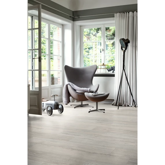 EGGER CLASSIC 10/32 4V AQ Grey Elva Oak Laminált padló EL2081