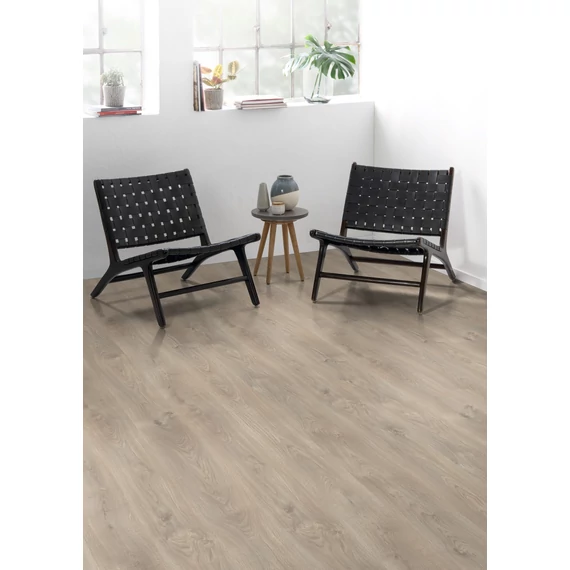 EGGER CLASSIC 7/31 Silver Belfort Oak Laminált padló EL2637