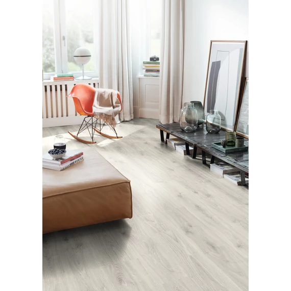 EGGER CLASSIC 7/31 Light Zermatt Oak Laminált padló EL2023