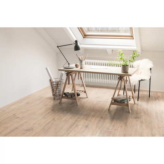 EGGER CLASSIC 7/31 Woodwork Oak Laminált padló EL2700