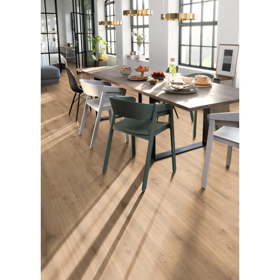 EGGER PRO CLASSIC 10/32 4V AQ Natural Predaia Oak Laminált padló EL2428
