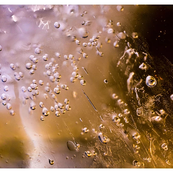 HB SPC/vinyl vízálló fali panel, Flying Golden Drops (2605 x 2802 mm)