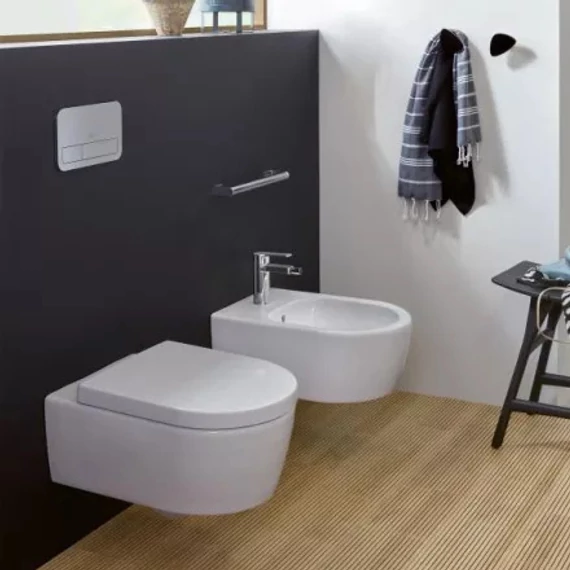 VILLEROY Avento perem nélküli fali WC, mély öblítésű, Soft-Close ülőkével, 530x370, Glossy White Alp