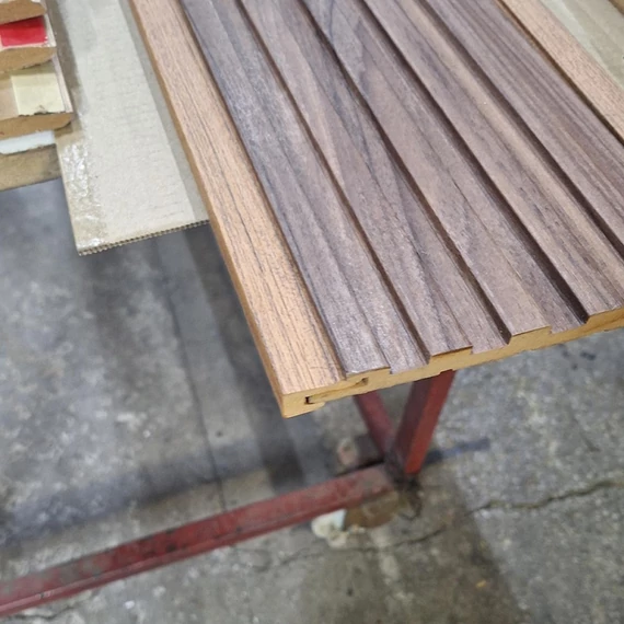 AGT LAMBRI Falpanel záróelem LB-3783-A Matt Teak 248
